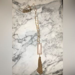 Pendant necklace